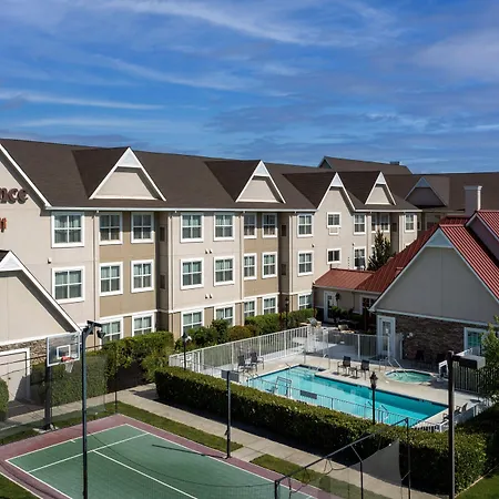 Residence Inn Chico-3
