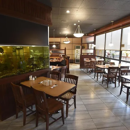 Tropical Inn - North Battleford-3