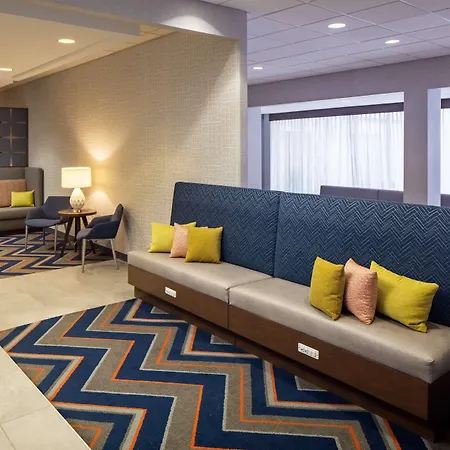 Hampton Inn & Suites Parker-2