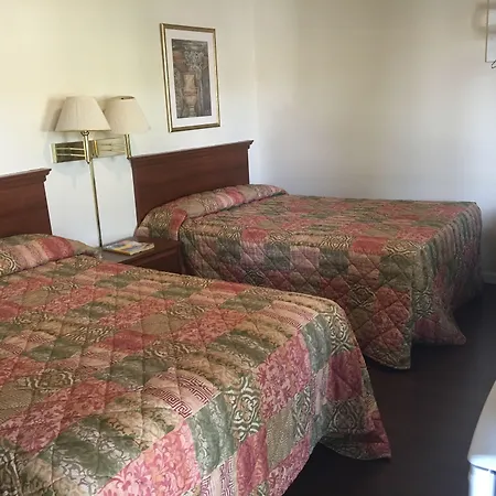 Maple Leaf Motel-3
