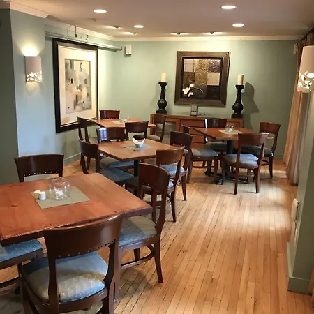 The Kennebunk Inn-3