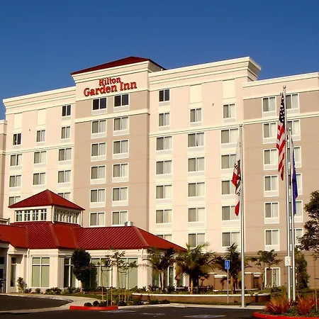 Hilton Garden Inn Oxnard/Camarillo-3
