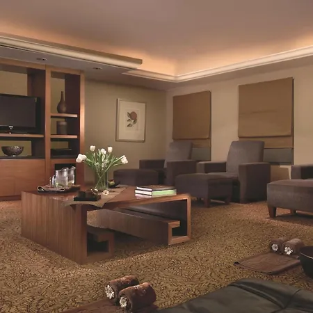 The Ritz-Carlton Jakarta, Mega Kuningan-3