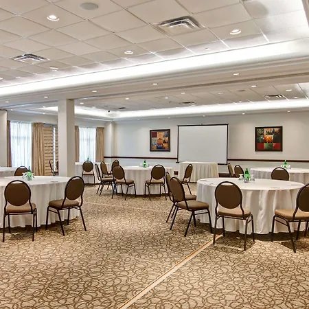 Hilton Garden Inn Toronto/Burlington-3