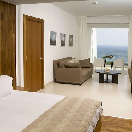 Napa Mermaid Hotel & Suites-2