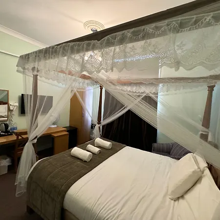 The George Hotel-2