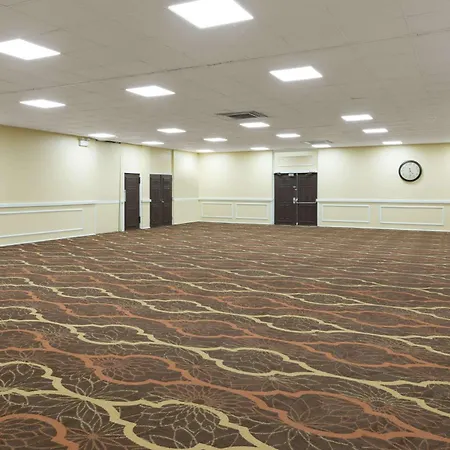 Days Inn By Wyndham Madison-2