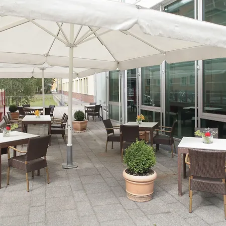 Airporthotel Berlin-Adlershof-2