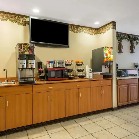 Microtel Inn & Suites By Wyndham Auburn-2
