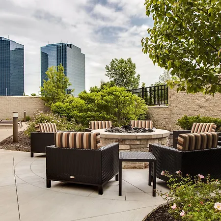 Courtyard By Marriott Chicago Schaumburg/Woodfield Mall-3