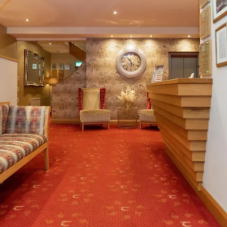 Tara Lodge-2