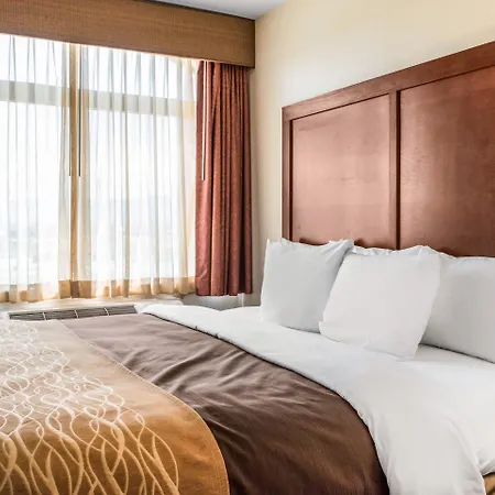 Comfort Inn & Suites Sheridan-3