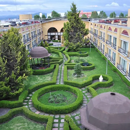 Courtyard Toluca Airport-3