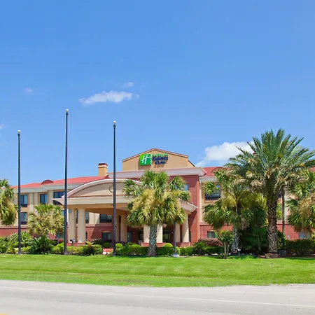 Holiday Inn Express & Suites Wharton By Ihg-3