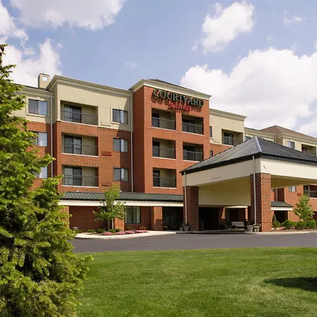 Courtyard By Marriott Akron Stow-3
