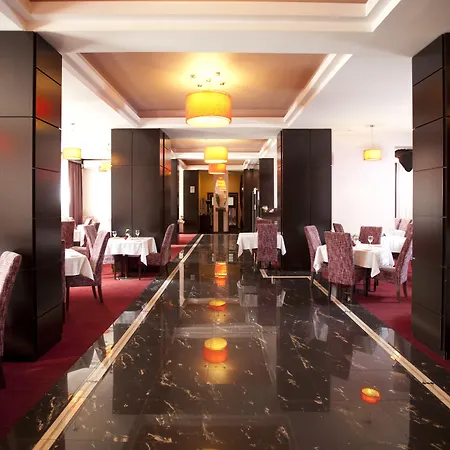 Rin Central Hotel-3
