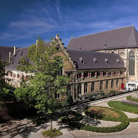 Kruisherenhotel Maastricht - Oostwegel Collection, Member Of Design Hotels-3