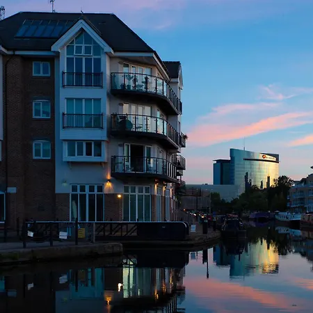 Holiday Inn London Brentford Lock By Ihg-2