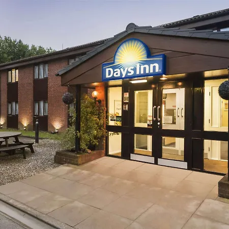 Days Inn Bridgend Cardiff-2