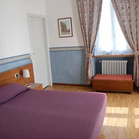 Hotel Riviera-3