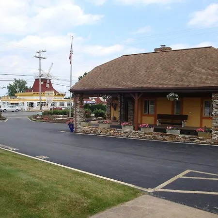 Soudersburg Inn & Suites Lancaster-2