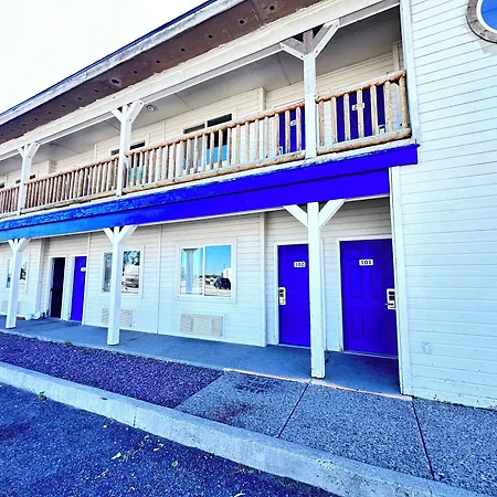 The Beaverhead Lodge-3