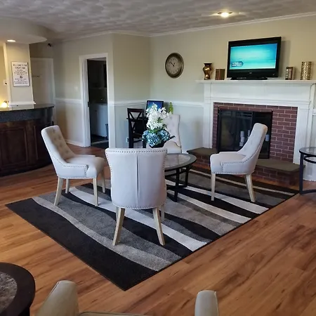 Colonial Inn Seekonk-2
