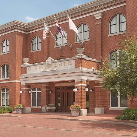 Country Inn & Suites By Radisson, St Charles Historic District-3