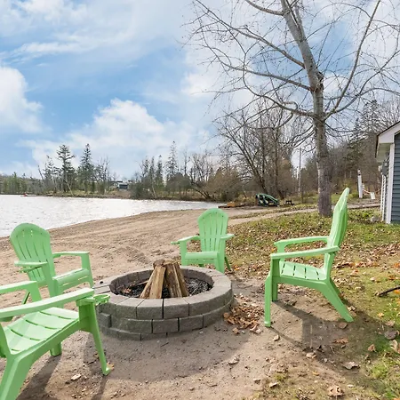Getaways At Haliburton Heights-2