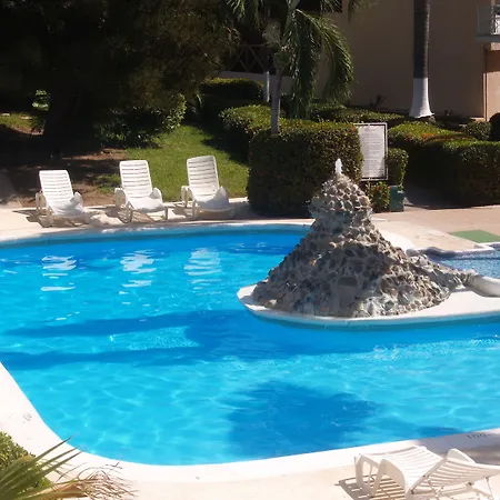 El Tropicano-2