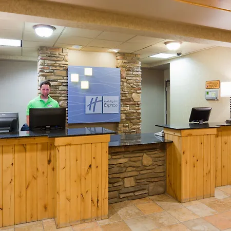 Holiday Inn Express Hotel & Suites Brainerd-Baxter By Ihg-3