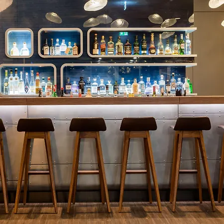 Motel One Frankfurt Airport-2