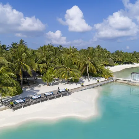 Sheraton Maldives Full Moon Resort & Spa-2