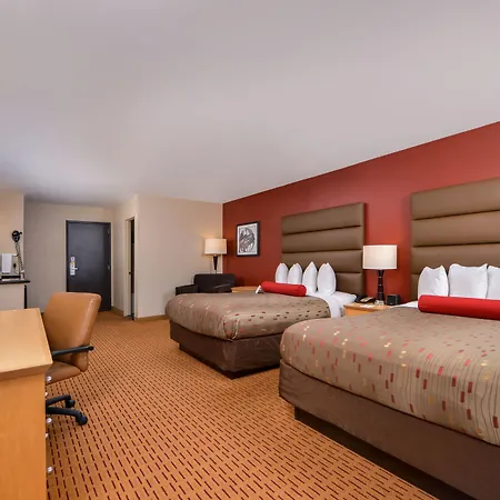 Clackamas Inn And Suites-2