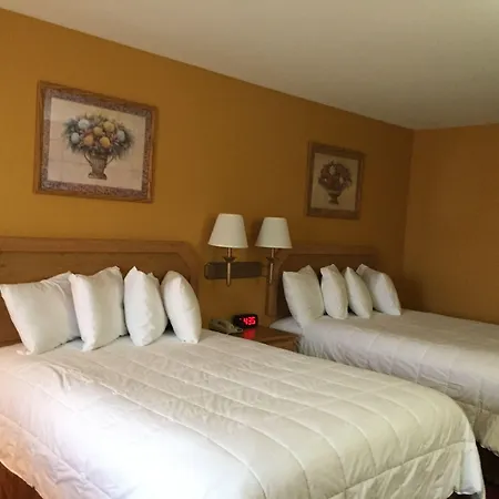 Parkfield Inn - Clinton-3