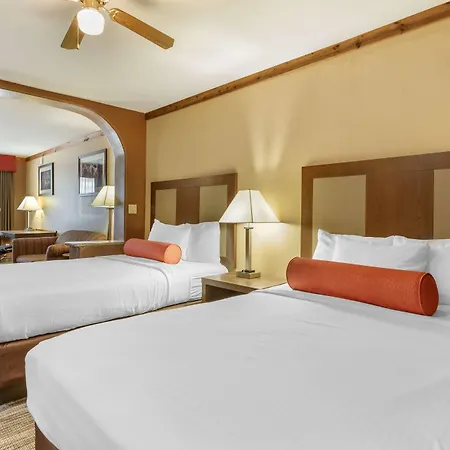Best Western Windwood Inn & Suites-3