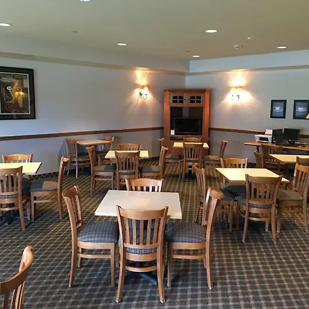 Americinn By Wyndham Fulton Clinton-3