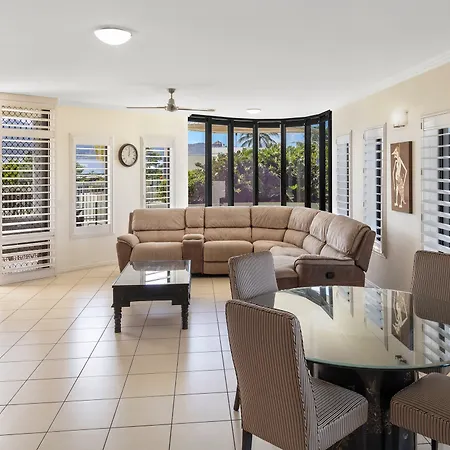 Piermonde Apartments Cairns-3