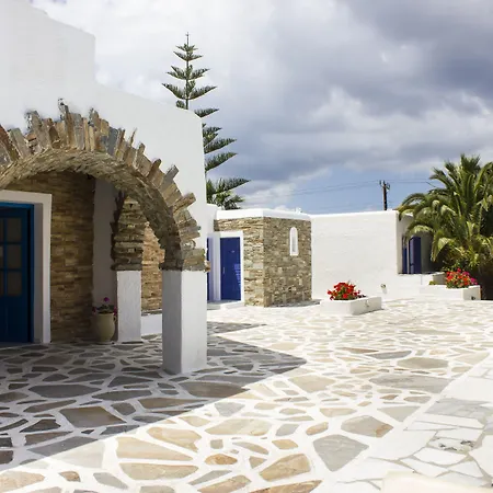 Naxos Holidays-3