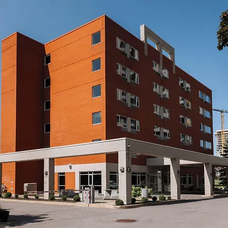 Le Dauphin Montreal-Longueuil-2