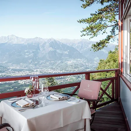 Relais&Chateaux Hotel Castel Fragsburg-2