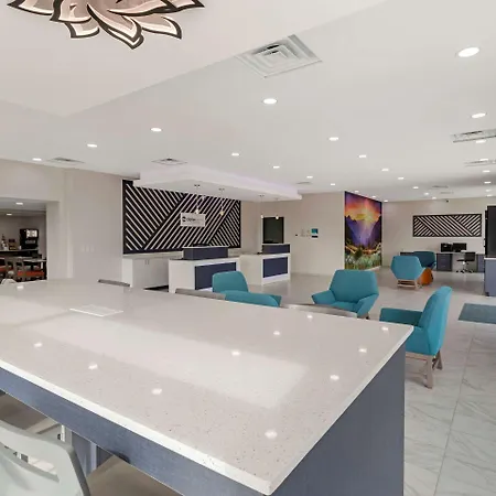 Clarion Pointe Kimball By Choice Hotels-3
