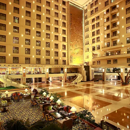 Lijiang Waterfall Hotel Guilin-3