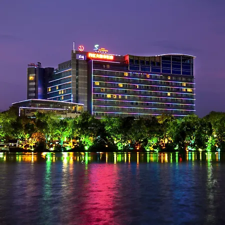 Lijiang Waterfall Hotel Guilin-2