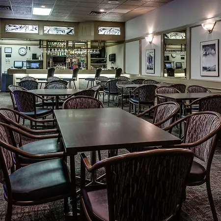 Heritage Inn Hotel & Convention Centre - Pincher Creek-3