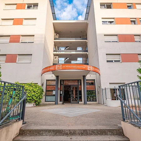 Apparthotel Privilodges Lyon Lumiere-3
