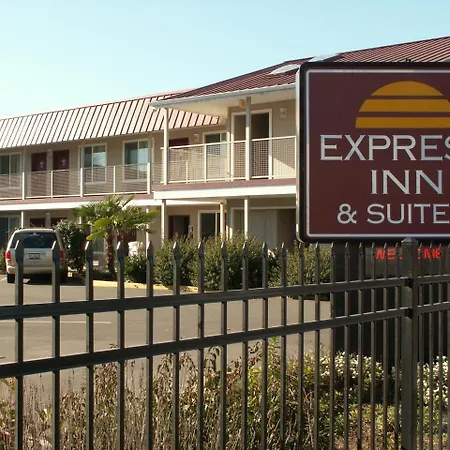 Express Inn & Suites Eugene-3