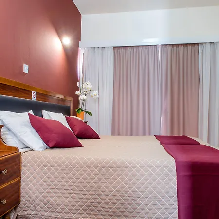 King'S Hotel-2