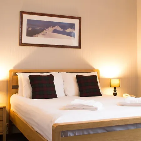 The Balavil Hotel Newtonmore - Restaurant, Bars & Swimming Pool-2