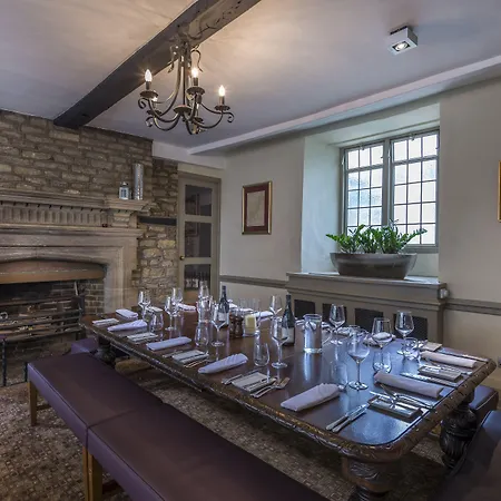 The Talbot Hotel, Oundle , Near Peterborough - The Coaching Inn Group-3